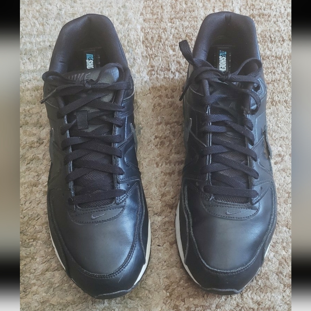 Nike air max command athletic shoes for men